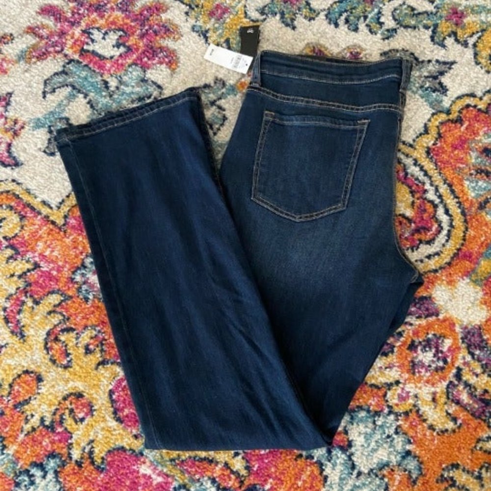 Gap Sexy Bootcut Fit NWT Jeans Size 16